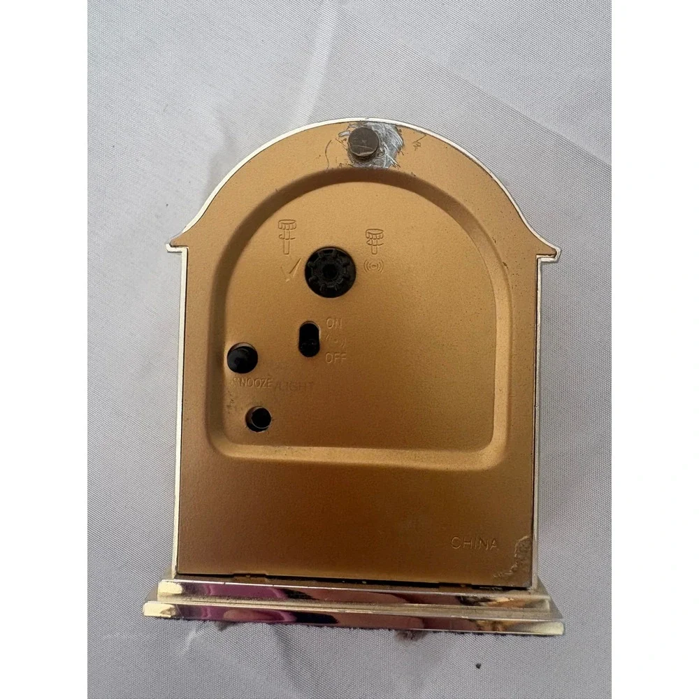 Linden Quartz Alarm Clock Raphael Cherubs Angels Roman Numerals Gold Silver Tone